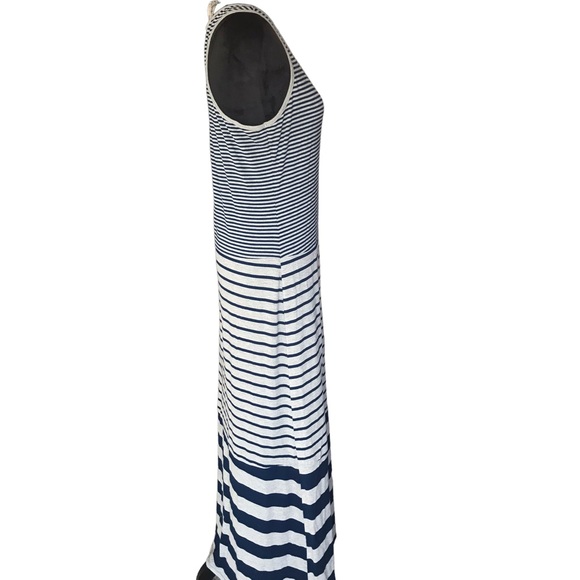 Seven7 Navy Blue and Gray Sleeveless and Striped Maxi Dress - Picture 10 of 10